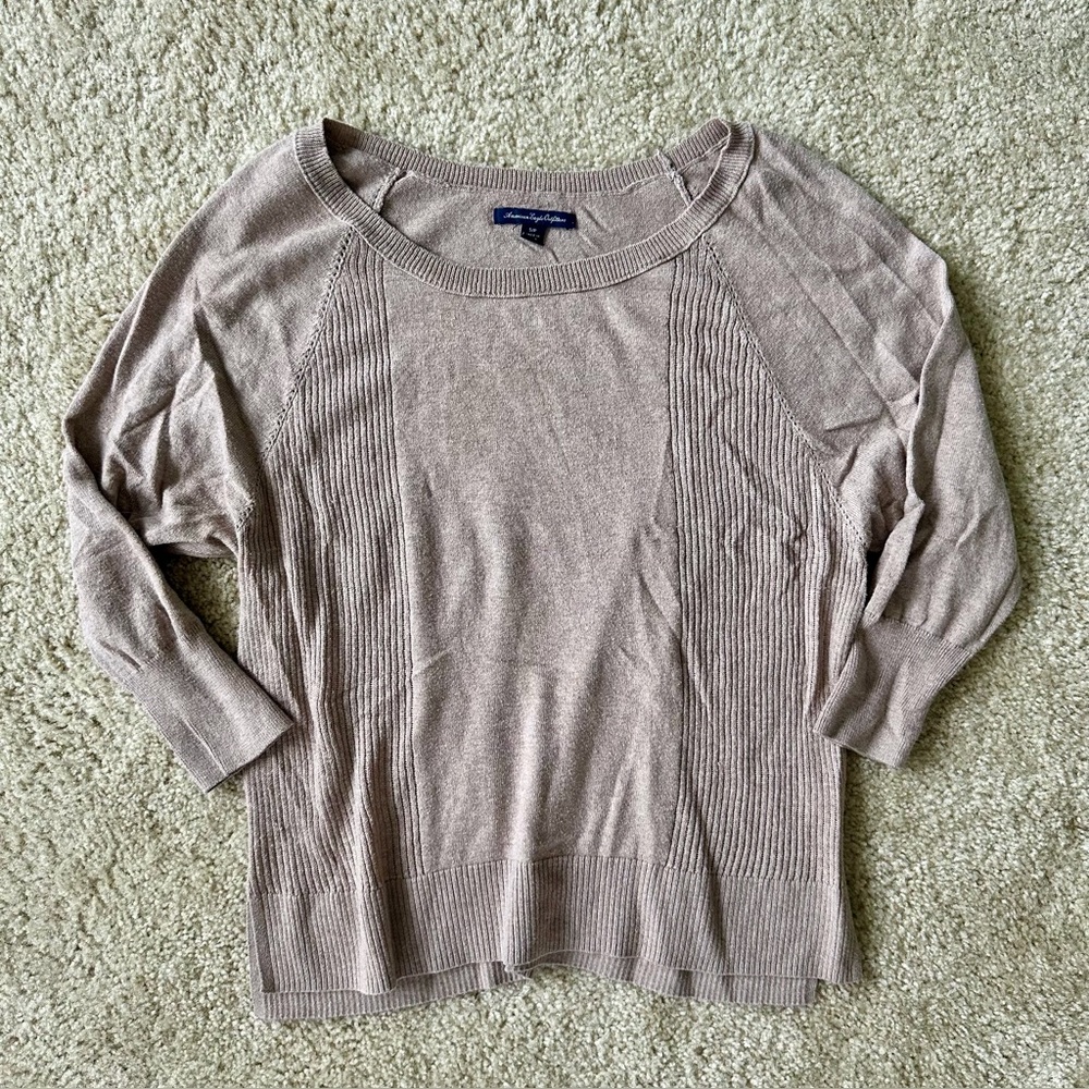 • aeo sweater •